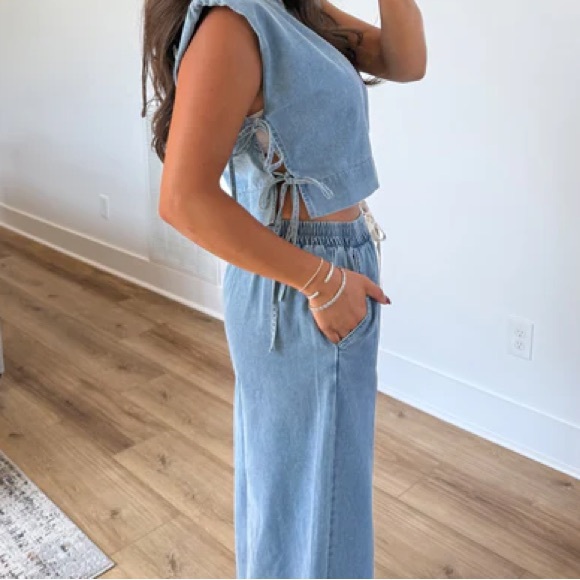 Cloud Wash Denim Set - Picture 4 of 5